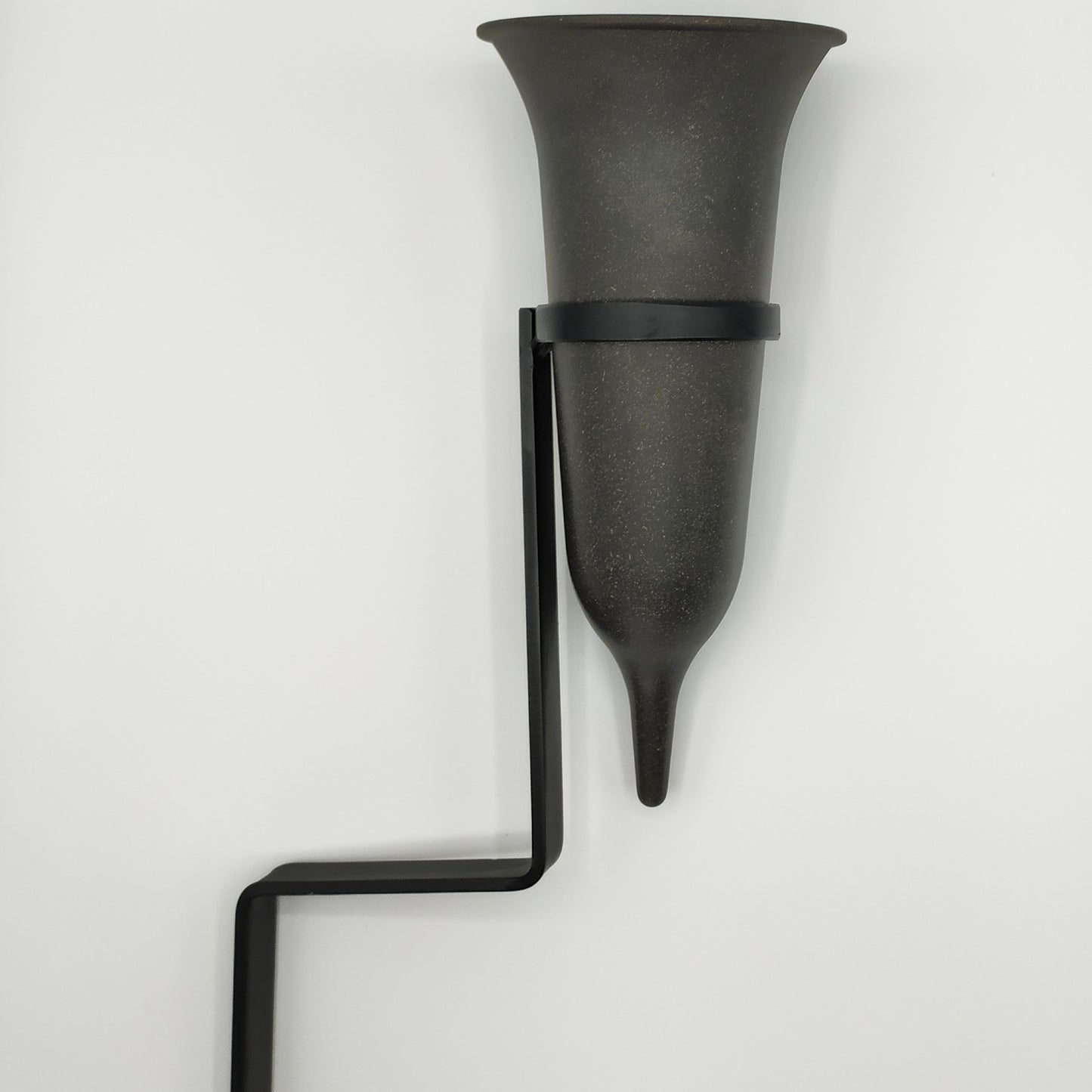 Statíf með blómavasa